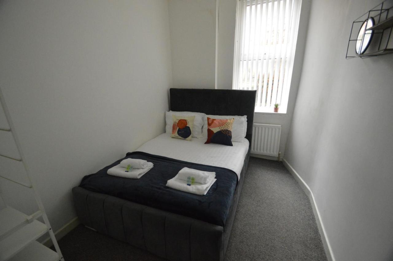 Spacious And Homely 2 Bedroom Flat - Suitelivin Gateshead Dış mekan fotoğraf